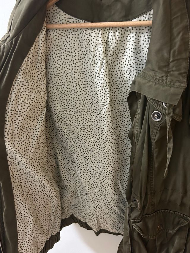 Chaqueta verde militar