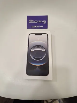 iPhone 16e 128 GB 1 ciclo di ricarica