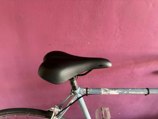 Bicicleta de carretera vintage azul