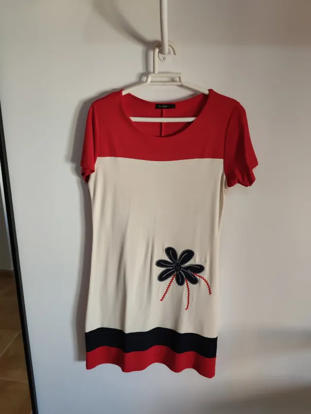 Vestido corto estampado floral