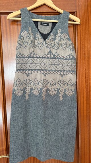 Vestido Tintoretto Beige y Gris
