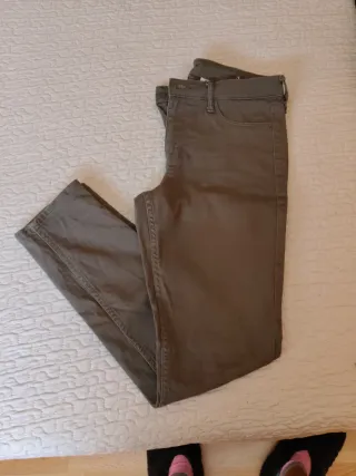 Pantalones Baqueros Verde Oliva