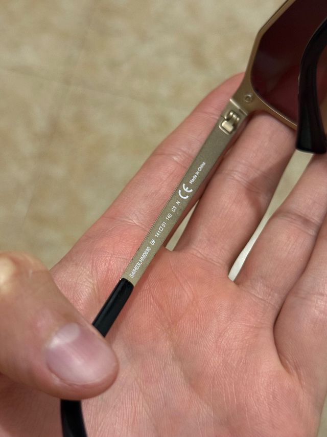 Gafas Hawkers Negro y Dorado