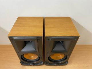 Altavoces Klipsch RB-15 Negro/Dorado