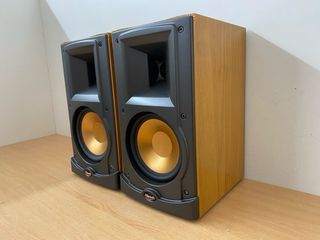 Altavoces Klipsch RB-15 Negro/Dorado