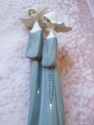 Figura Monjas Porcelana Lladro
