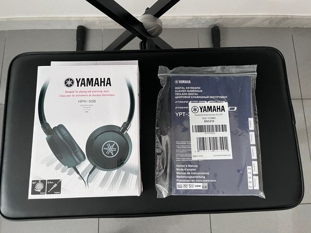 Piano Yamaha PSR EW300