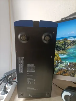 Ordenador de sobremesa HP azul + monitor Pavilon