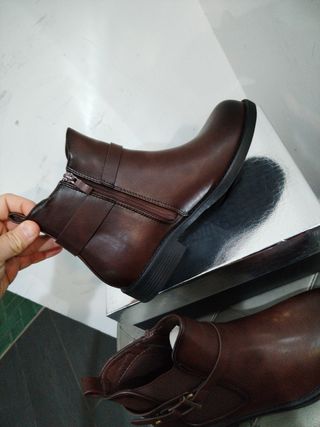 Stivaletti donna marrone n.39