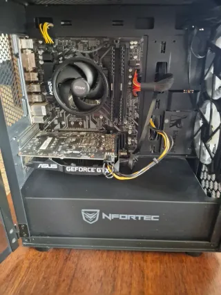 PC Gaming Ryzen 5 3600 / 16GB RAM / 1660 Super