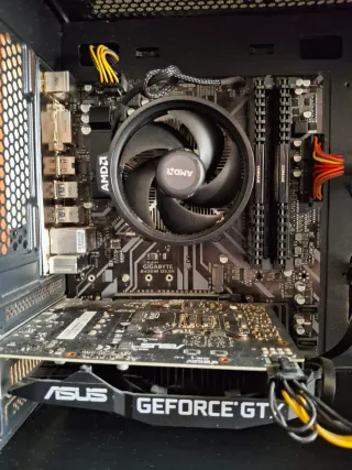 PC Gaming Ryzen 5 3600 / 16GB RAM / 1660 Super
