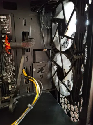 PC Gaming Ryzen 5 3600 / 16GB RAM / 1660 Super