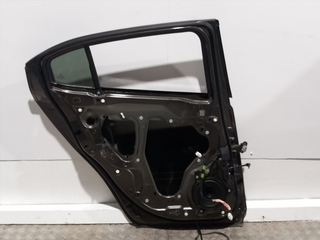 PUERTA TRASERA IZQUIERDA MAZDA 3 BERLINA / SEDÁN