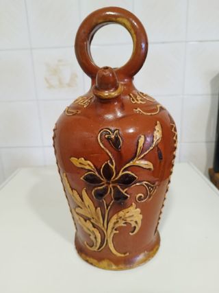 Botijo de cerámica artesanal 