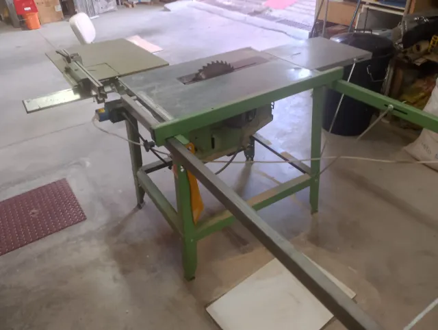 Sierra de mesa circular