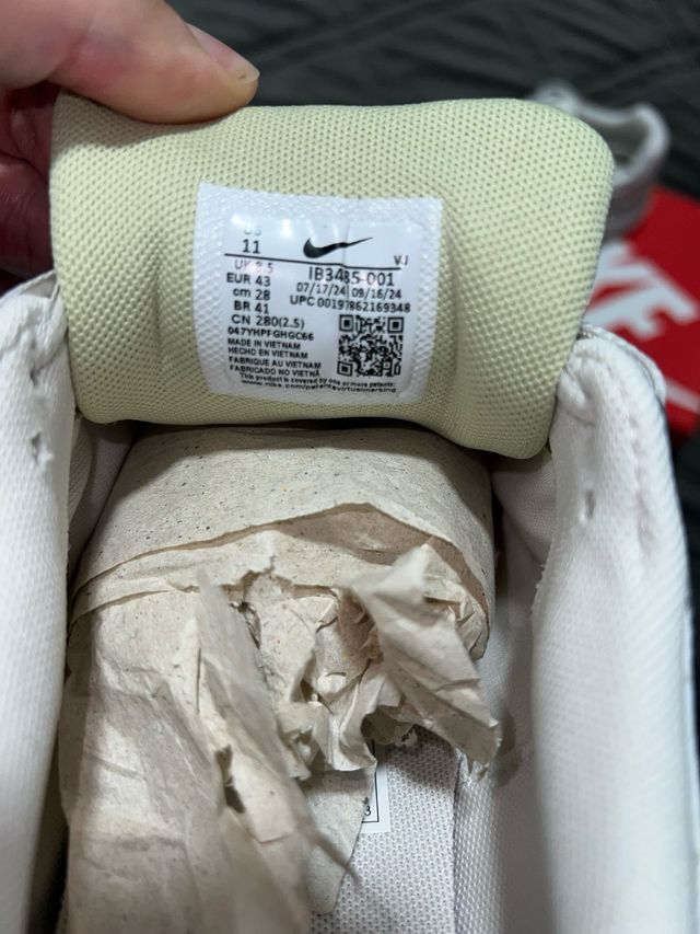 Nike P-6000 plateadas y blancas Unisex