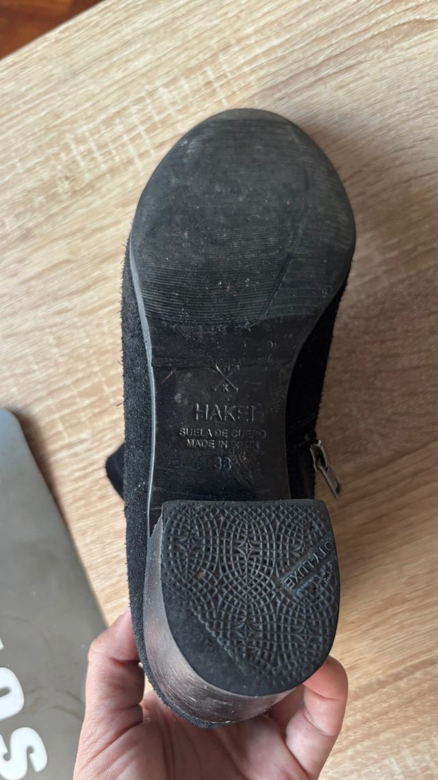 Botines ante Haket negros