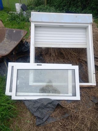 Ventana aluminio con persiana 