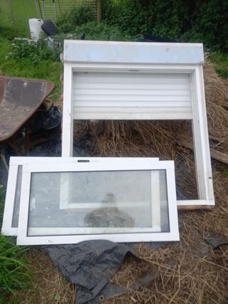 Ventana aluminio con persiana 
