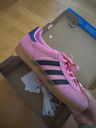 Adidas Gazelle rosas y azul marino sin estrenar