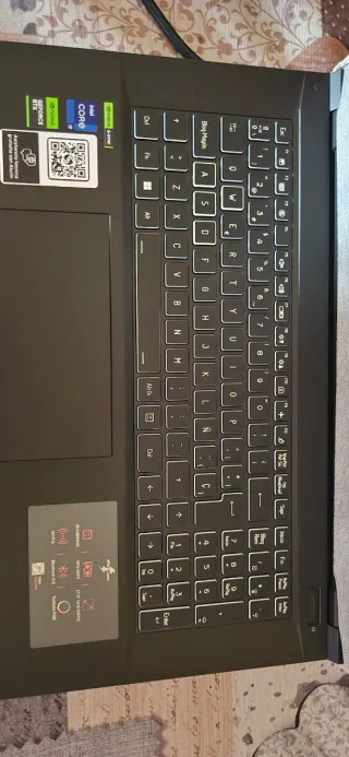 PcCom Laptop Revolt 4070 17,3" Intel Core i9-14900