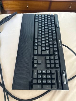 Teclado Gaming Corsair K70 Negro 