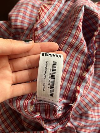 Camisa Bershka cuadros roja talla XS
