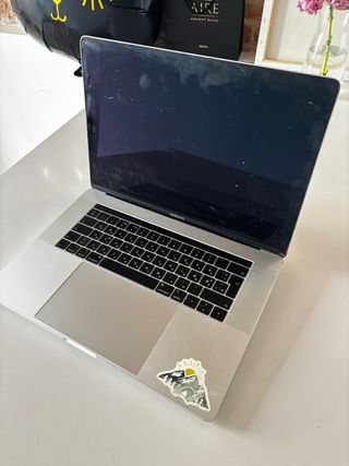 MacBook Pro 15.4” 2018 Gris Espacial