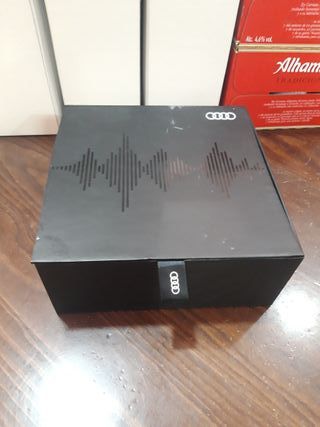 Caja Audi Negra