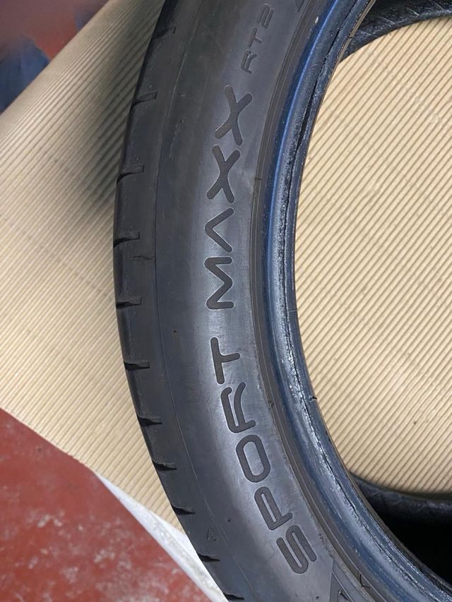 Pareja Neumáticos 225/45/18 95Y