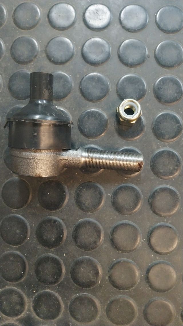 Rótulas de dirección Seat 124