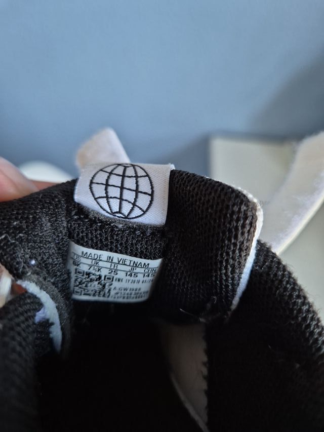 Zapatillas Adidas niño velcro