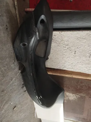 Tapa lateral derecha Piaggio Liberty 125.