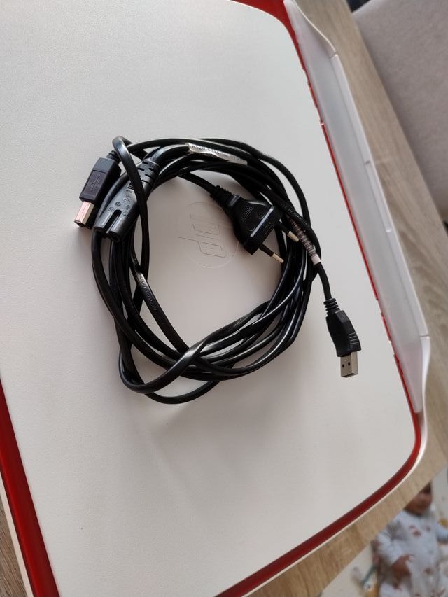 Impresora HP Deskjet 3635 - Problema toma papel