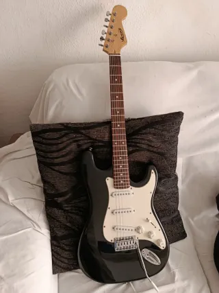Guitarra Eléctrica Leem Stratocaster Negra