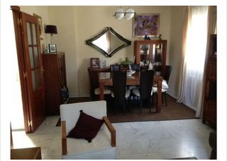 Amplia y luminosa casa en venta