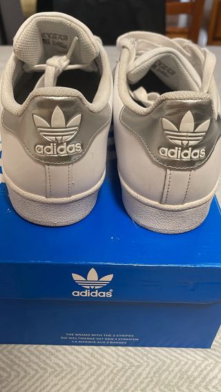 Adidas Superstar Blancas y Plateadas