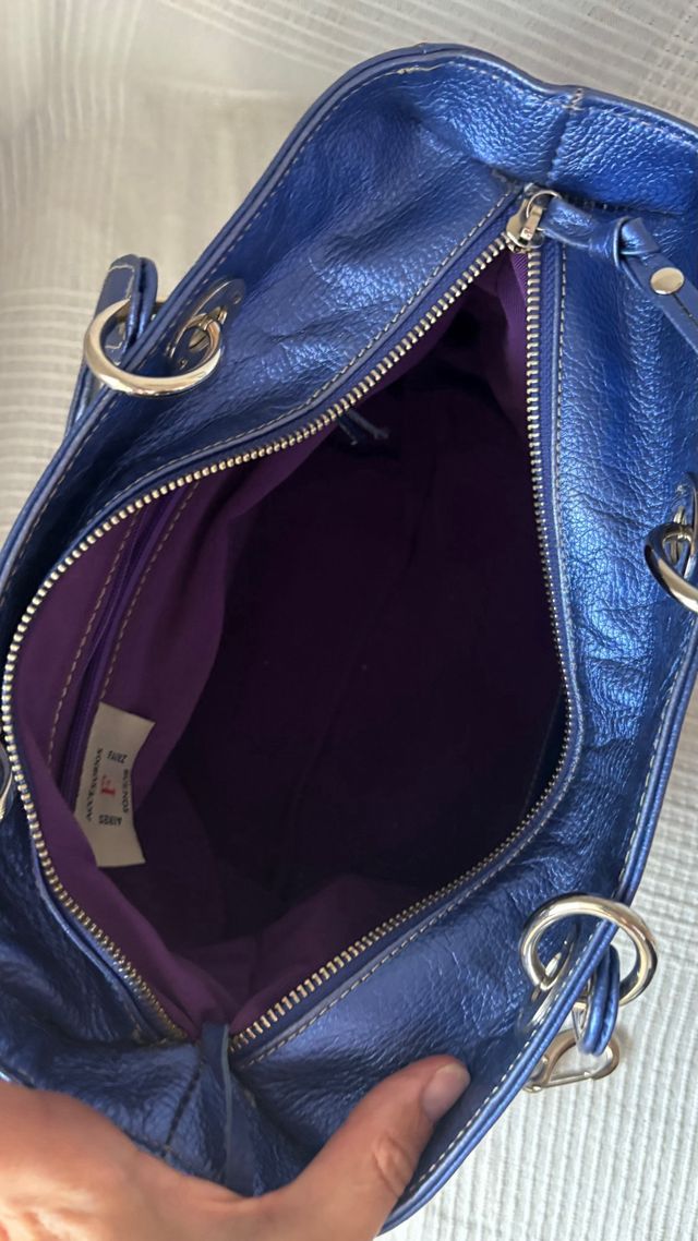 Bolso piel azul eléctrico