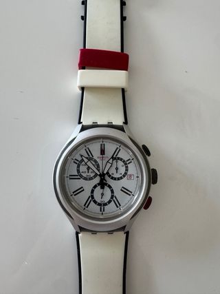 Relógio Swatch Cronógrafo Branco e Vermelho