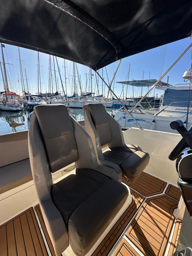 Quicksilver 605 Open