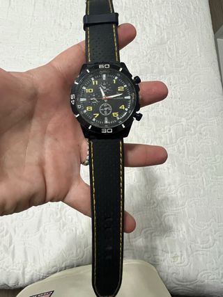 Reloj Cronógrafo Negro y Amarillo