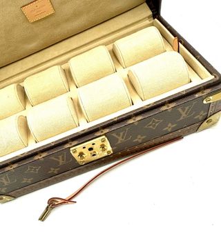 Estuche Louis Vuitton Marrón y Dorado