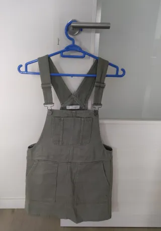 Peto falda Pull&Bear Talla S Verde