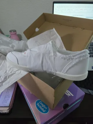 Zapatillas Skechers Bobs Memory Foam Blancas