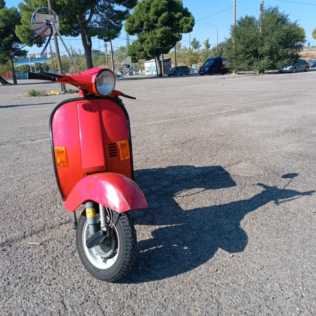 Vespa PK 125 XL Roja