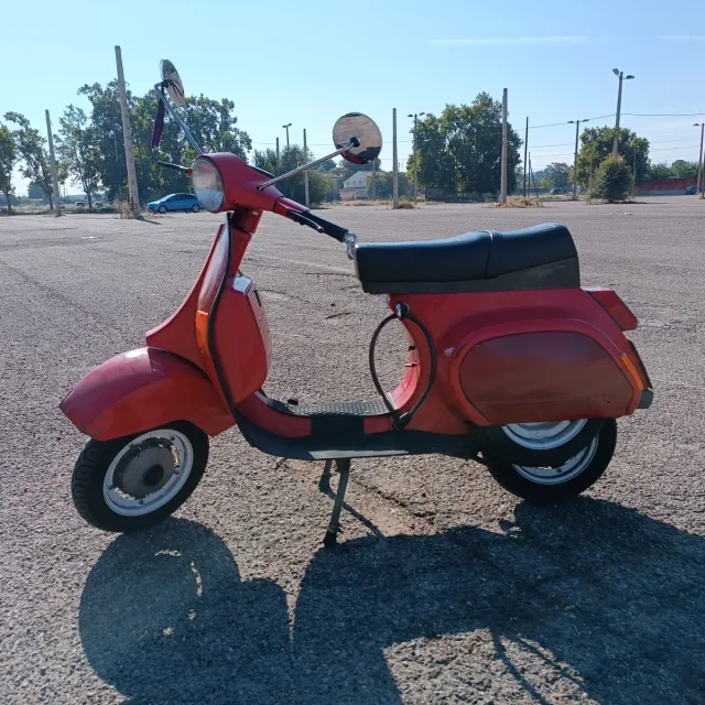 Vespa PK 125 XL Roja