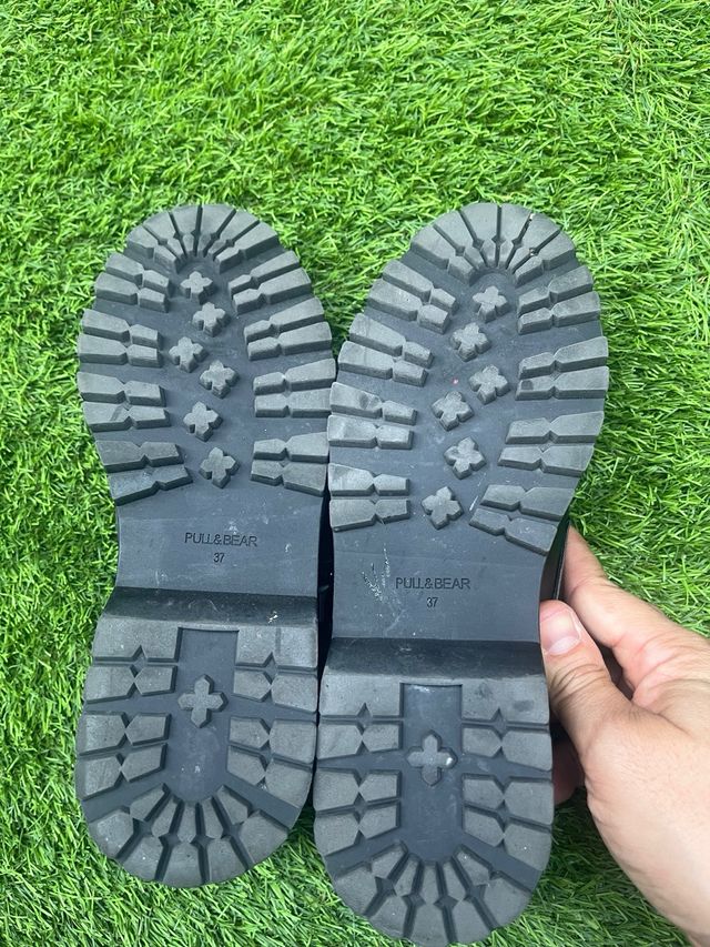 Mocasines Miércoles Pull&Bear hebilla negros