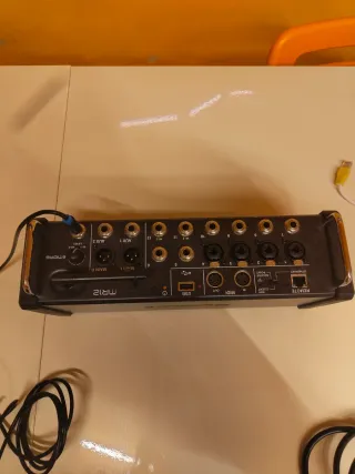 Midas MR12 Mixer Digitale