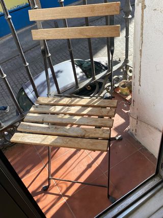 Silla de terraza plegable de IKEA.