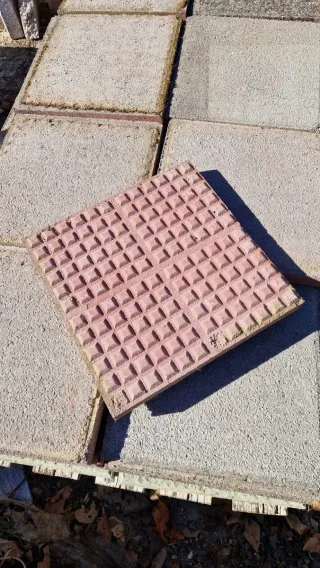 54 Baldosas Rojas Diamante 30x30